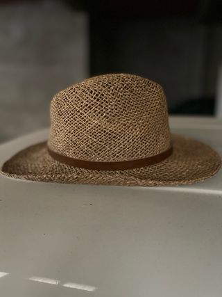 Sombrero CyS de rafia calada, fabricado en España