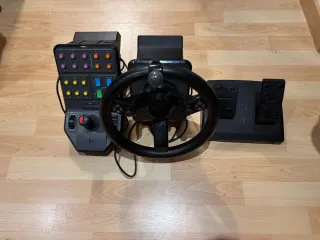 Volante, Pedales y Control total de Logitech PC