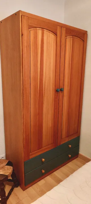 Armario y sinfonier pino macizo