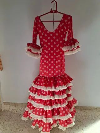 Traje Flamenca Rojo Lunares Blanco Nuevo