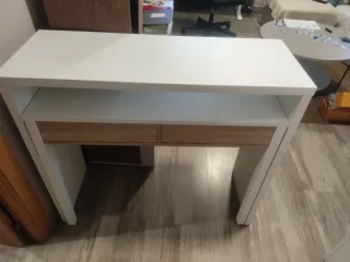 Escritorio extensible blanco y madera