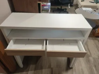 Escritorio extensible blanco y madera