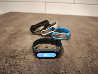 Xiaomi Mi Smart Band 6 + pulseras