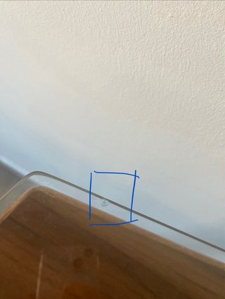 Mesa de madera con cristal