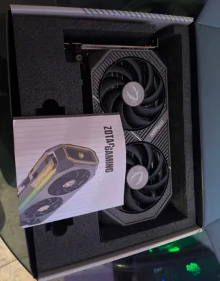 Tarjeta Gráfica Nvidia RTX 5060 Ti 16GB