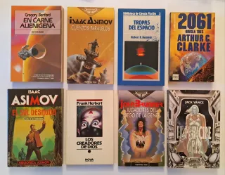 Lote 8 libros Ciencia Ficción: Asimov, Benford,...