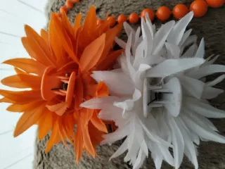 Conjunto Flamenca Abalorios Naranja y Blanco
