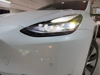 Tesla Model Y Gran Autonomía 4WD