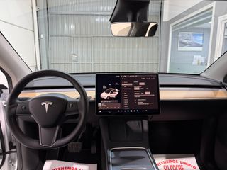 Tesla Model Y Gran Autonomía 4WD