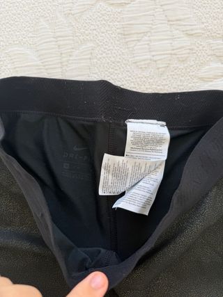 Mallas Nike Negro y Dorado Talla M