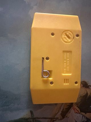 Mini consola retro vintage amarilla