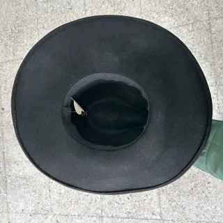 Sombrero negro