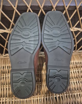 Zapatos Clarks Marrones Talla 7 UK (41 EU) nuevos