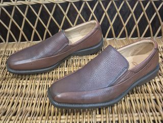 Zapatos Clarks Marrones Talla 7 UK (41 EU) nuevos