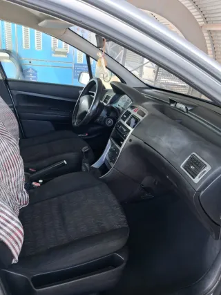 Peugeot 307 2001