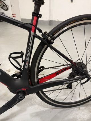 Bicicleta BH Quartz carbono 105