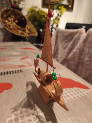 Barquito de bambú vintage años 70