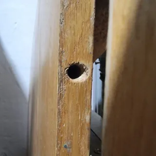 Mesa redonda de madera para restaurar