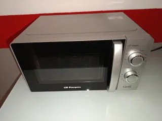 Microondas Orbegozo Gris con grill