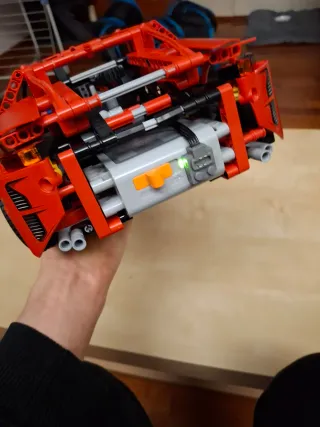 Lego Technic 8070 Supercar