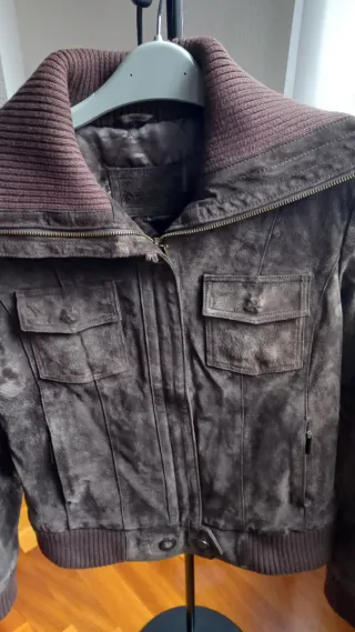 Cazadora de cuero marrón mujer