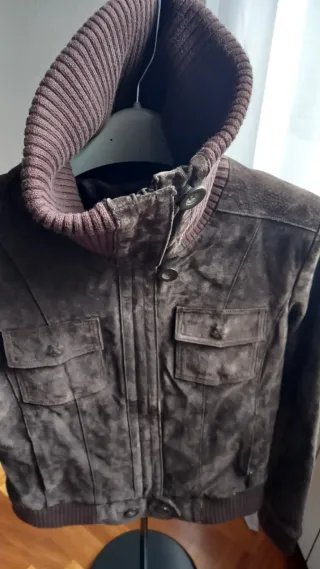 Cazadora de cuero marrón mujer