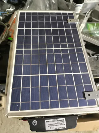Batería con Placa Solar