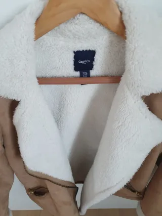 Abrigo niña Gap marrón y blanco 160cm (160/80)