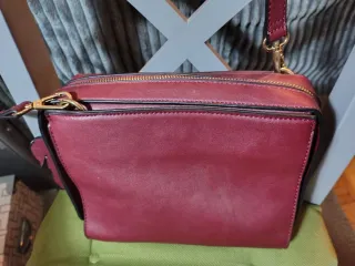 Bolso bandolera Paco Martínez burdeos