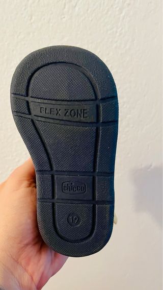 Zapatos Chicco talla 19