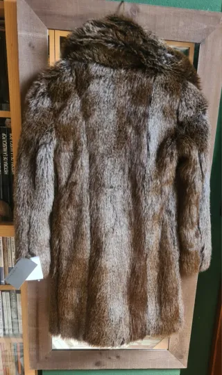 Chaquetón efecto vison sintético T S sin estrenar
