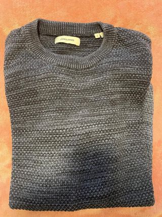 Jersey de punto gris con cremallera