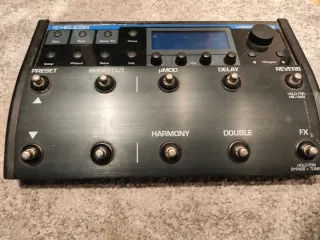 TC Helicon VoiceLive 2 Procesador Vocal