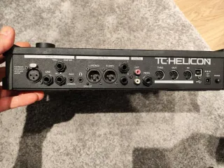 TC Helicon VoiceLive 2 Procesador Vocal