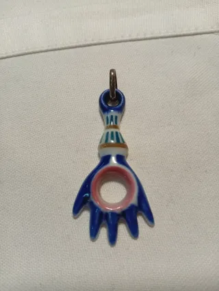 Colgante Sargadelos Mano Azul y Rojo