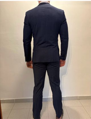 Traje de hombre azul a cuadros