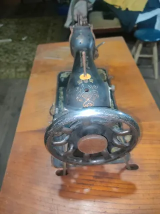 Máquina de coser Singer antigua