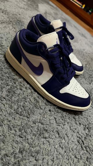 Jordan 1 Low Azul y Blanco