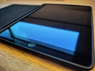 iPad Air 2 con pen e custodia, 64 GB