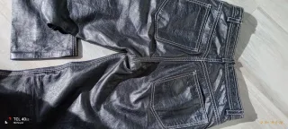 Pantalón de piel 100% negro