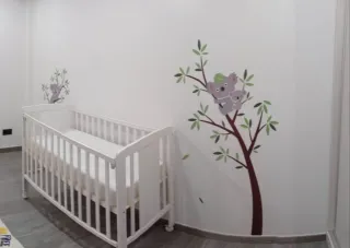 Cuna de bebé blanca