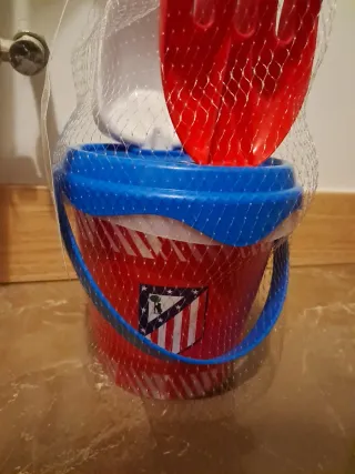 Kit Cubo Pala Rastrillo Atlético