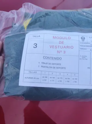 Chándal E.T. Talla 3 Verde Nuevo