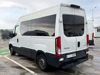 Iveco Daily 7 PLAZAS FURGON VIVIENDA 2017