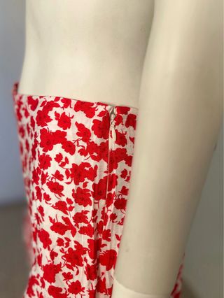 Shorts florales rojos Mango Talla 42