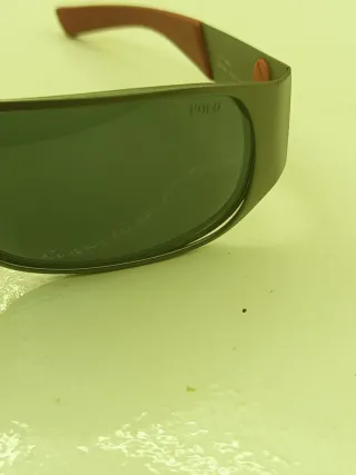 Gafas de Sol Polo Negras y Rojas