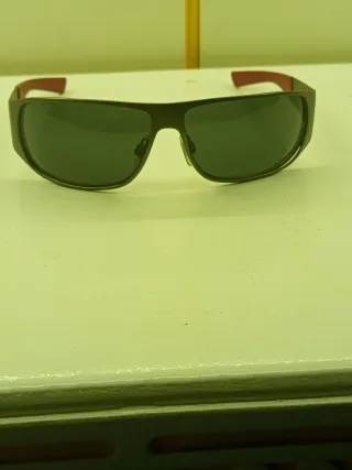 Gafas de Sol Polo Negras y Rojas