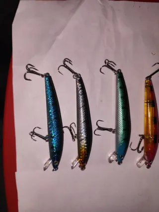 Lotes de señuelos de pesca artificiales