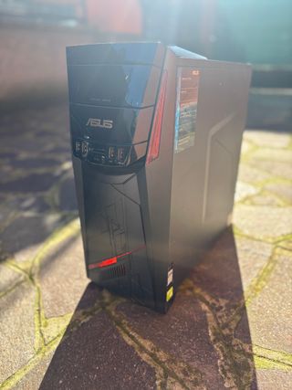 Case PC ASUS G11CB con lettore DVD