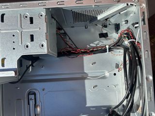 Case PC ASUS G11CB con lettore DVD